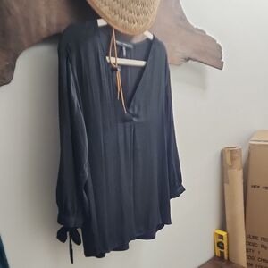 White House Black Market Classic Black Top